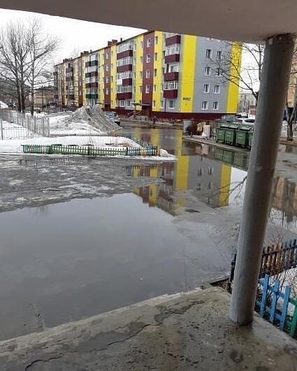 Проблему луж на улицах Поронайска подняли сегодня местные депутаты в ходе сессии