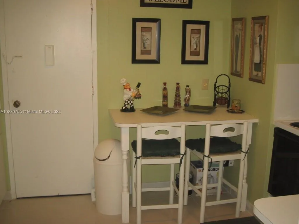 Vera Realty