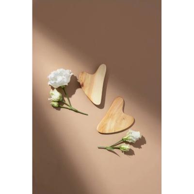 Скребок Гуаша из можжевельника