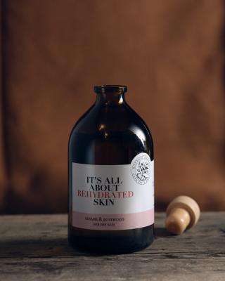 Увлажняющее масло для тела «Кунжут &amp; Розовое Дерево»