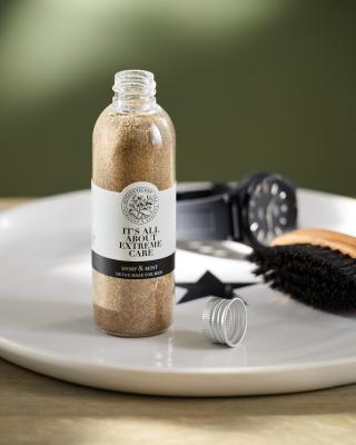 Растительная мужская очищающая маска для лица «Конопля &amp; Мята»