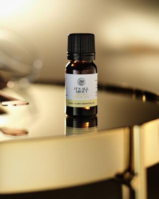 Эфирное масло Иланг-Иланга