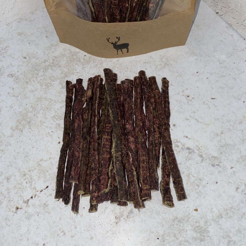 Колбаски с лосятиной и карельской рябиной