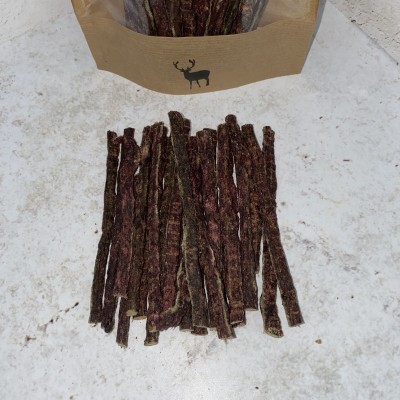 Колбаски с лосятиной и карельской рябиной