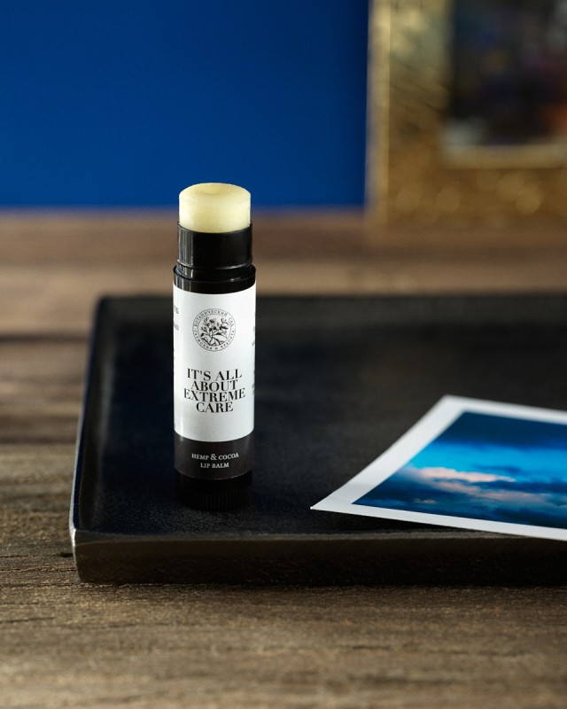 Бальзам для губ защитный «Конопля &amp; Какао»