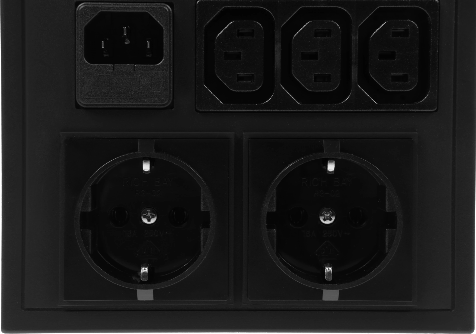 Источники бесперебойного питания Axoft 3703020390001 Источники бесперебойного питания Axoft 3703020390001