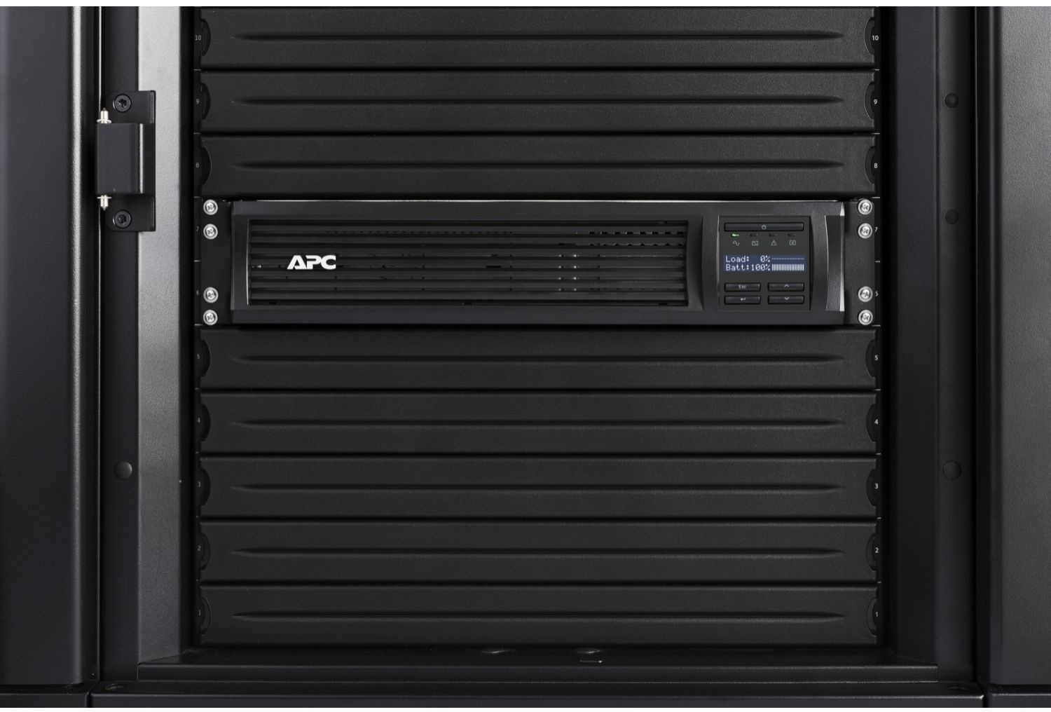 Источник бесперебойного питания  SMT3000RMI2UC