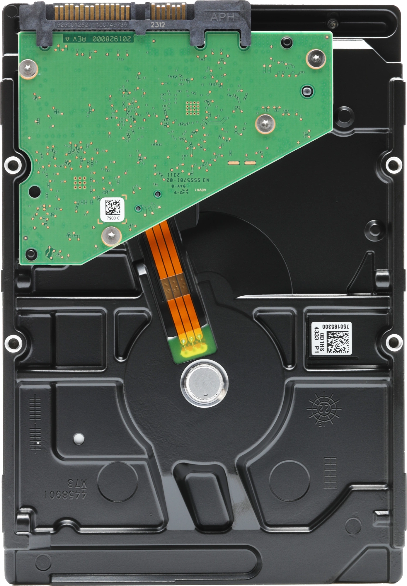 6TB Seagate SkyHawk (ST6000VX009) {SATA 6 Гбит/с, 5400 rpm, 256 mb buffer}