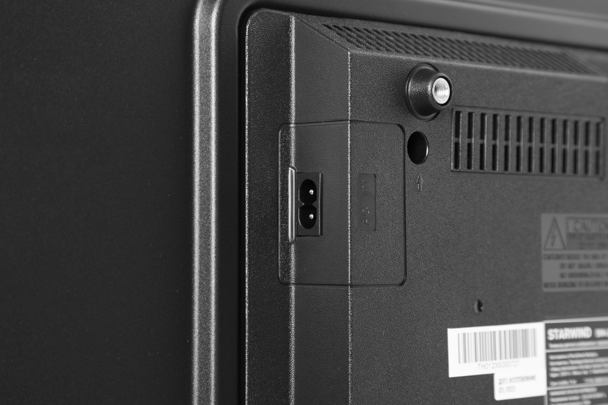 Starwind 50" SW-LED50UG403 Яндекс.ТВ Frameless черный 4K Ultra HD 60Hz DVB-T DVB-T2 DVB-C DVB-S DVB-S2 USB WiFi Smart TV Starwind 50" SW-LED50UG403 Яндекс.ТВ Frameless черный 4K Ultra HD 60Hz DVB-T DVB-T2 DVB-C DVB-S DVB-S2 USB WiFi Smart TV