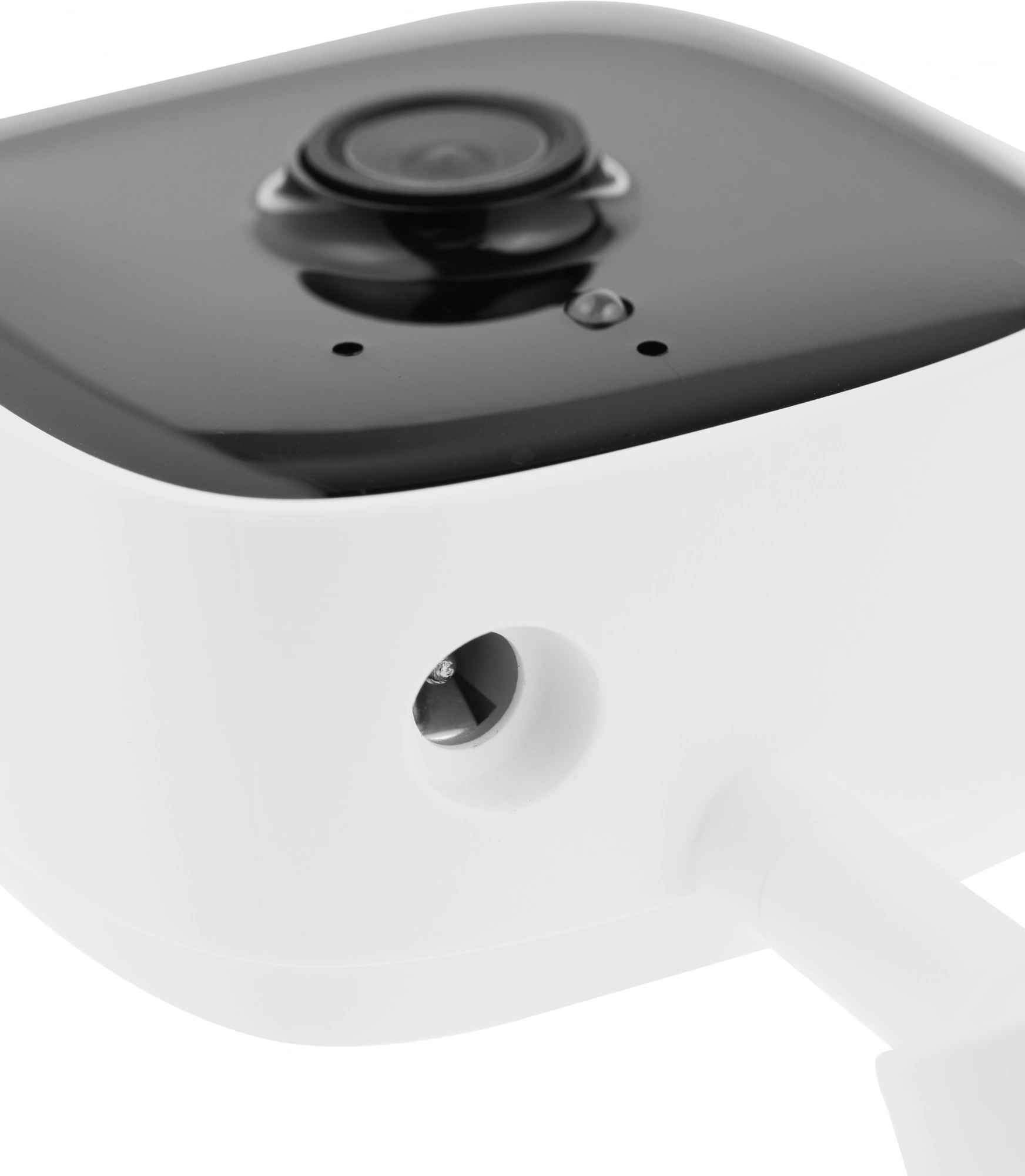 TP-Link Tapo C100 Умная домашняя камера