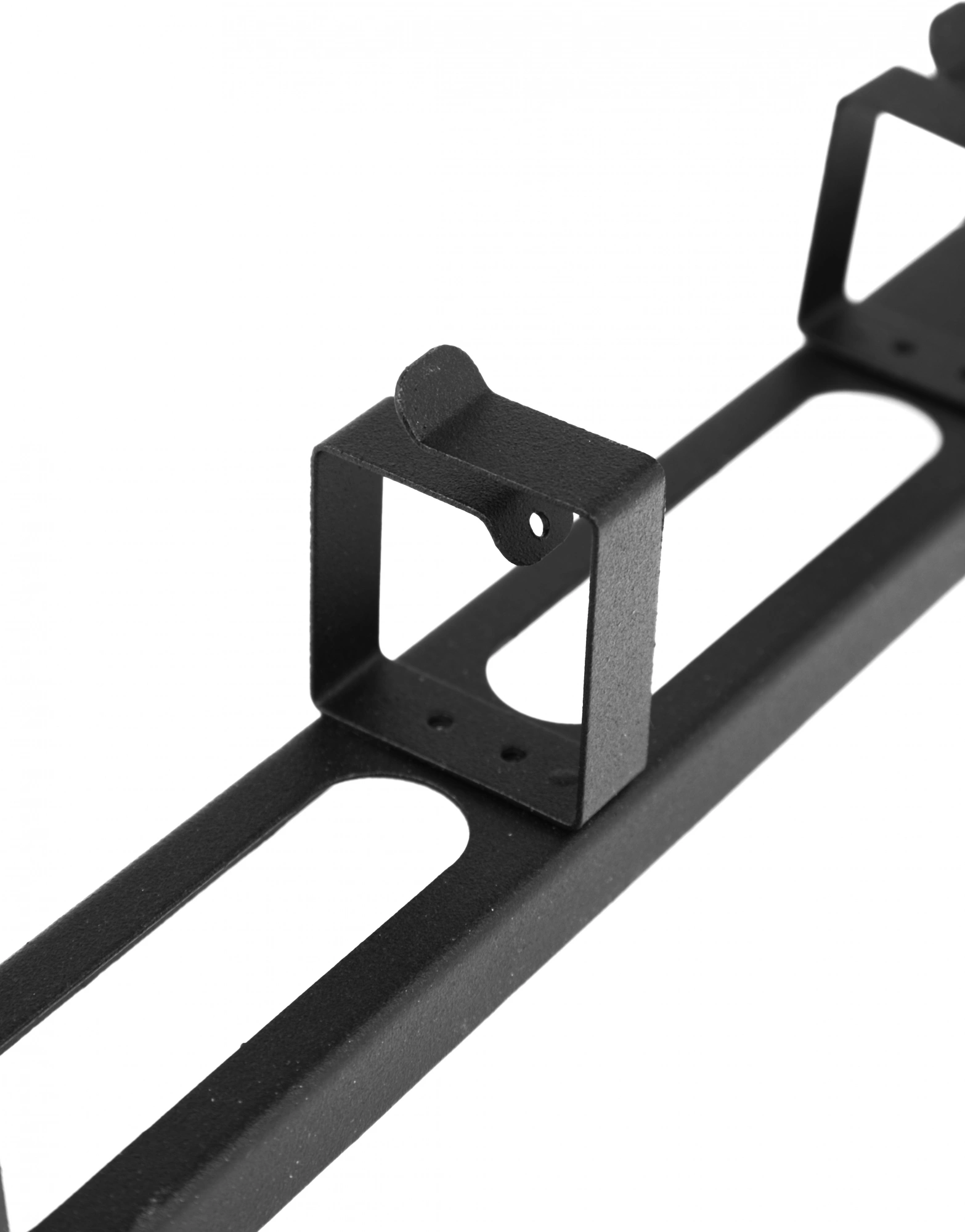 ITK CO05-1M4RM Кабельный органайзер 19" 1U 4 кольца, черный