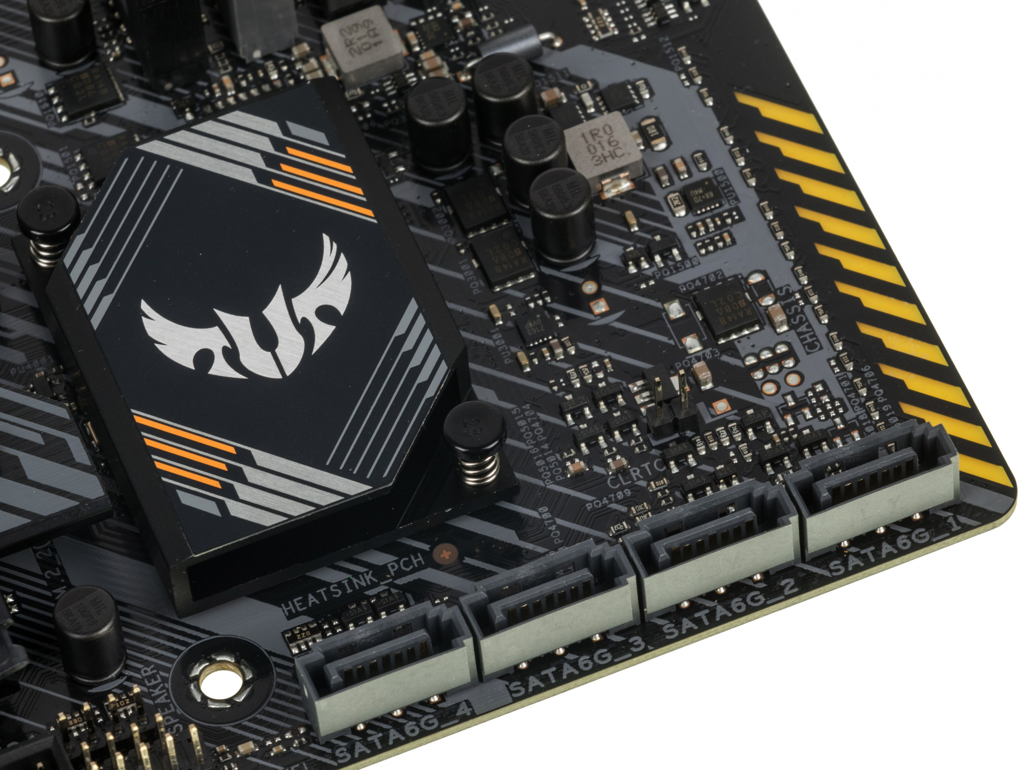 ASUS TUF GAMING B550M-PLUS (Socket AM4, mATX, 4xDDR4(128GB), HDMI 2.1/DP, 1xPCIe 4.0x16/1xPCIe 3.0x16, 1xPCIe 3.0, 1xLAN (2.5GbE), 4xSATA 6Gb/s, 2xM.2, 1xType-C, 5xUSB 3.2, 2xUSB 2.0, 1xPS/2) ASUS TUF GAMING B550M-PLUS (Socket AM4, mATX, 4xDDR4(128GB), HDMI 2.1/DP, 1xPCIe 4.0x16/1xPCIe 3.0x16, 1xPCIe 3.0, 1xLAN (2.5GbE), 4xSATA 6Gb/s, 2xM.2, 1xType-C, 5xUSB 3.2, 2xUSB 2.0, 1xPS/2)