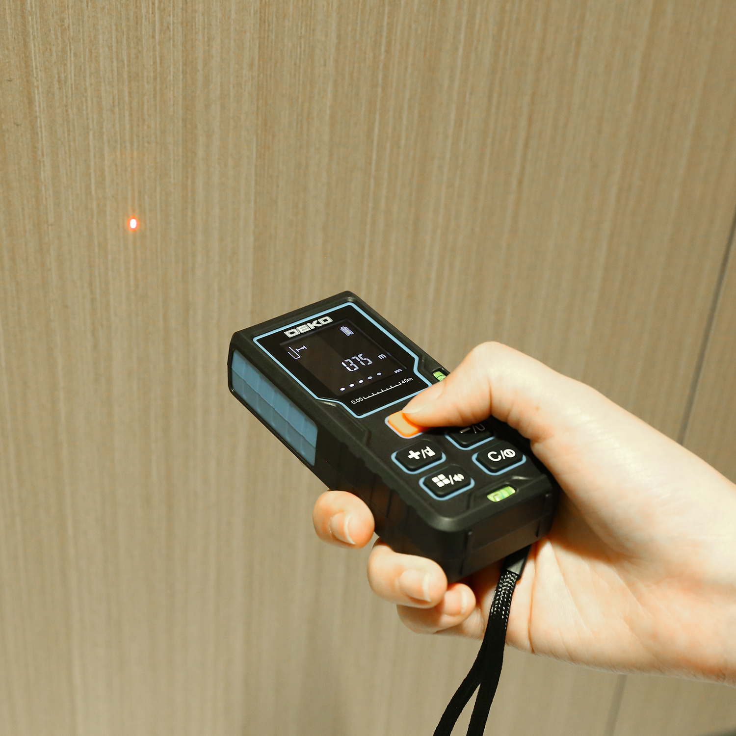 Дальномер лазерный DEKO GLE-40