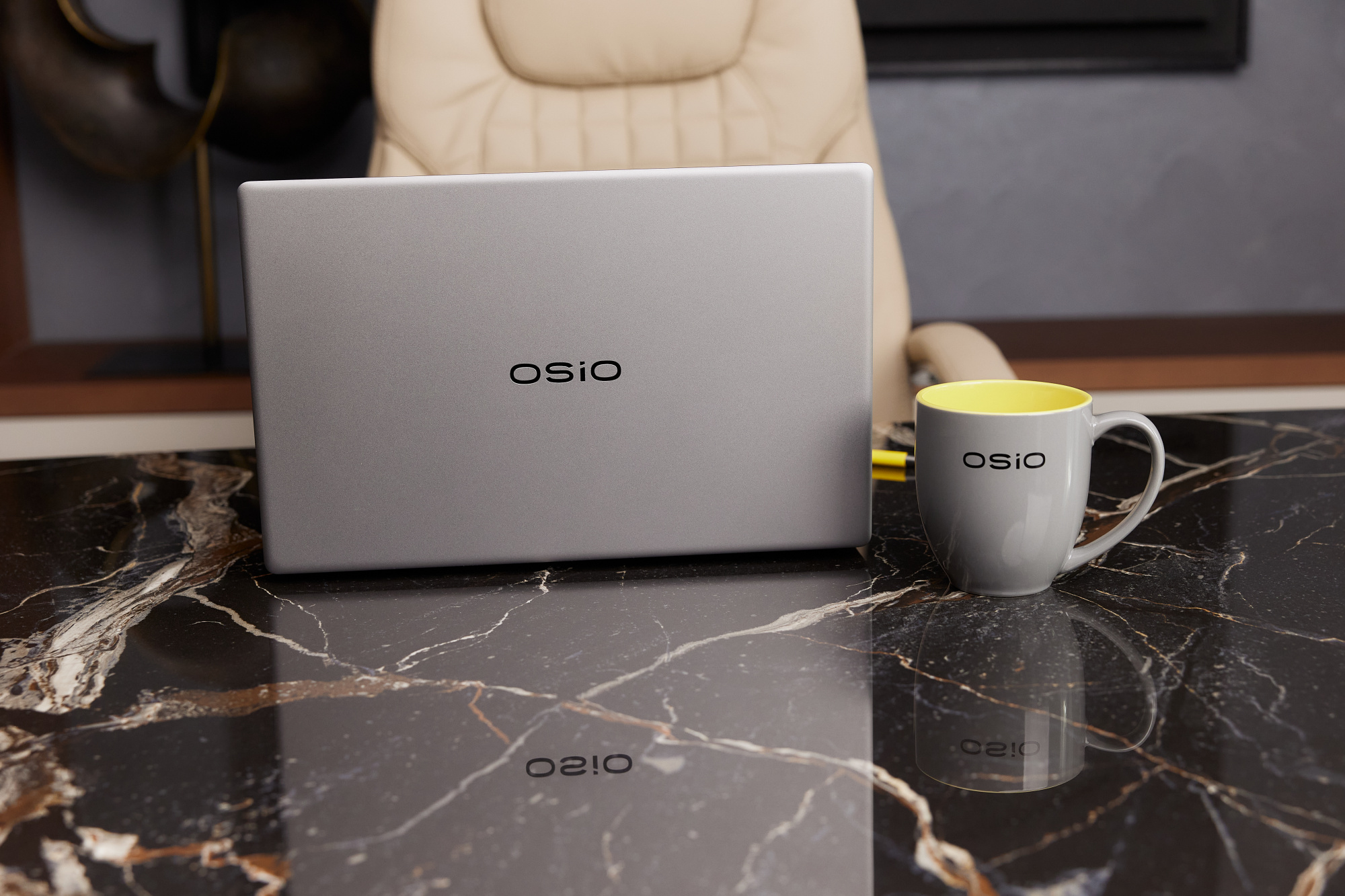 OSIO F150A-001 OSIO F150A-001