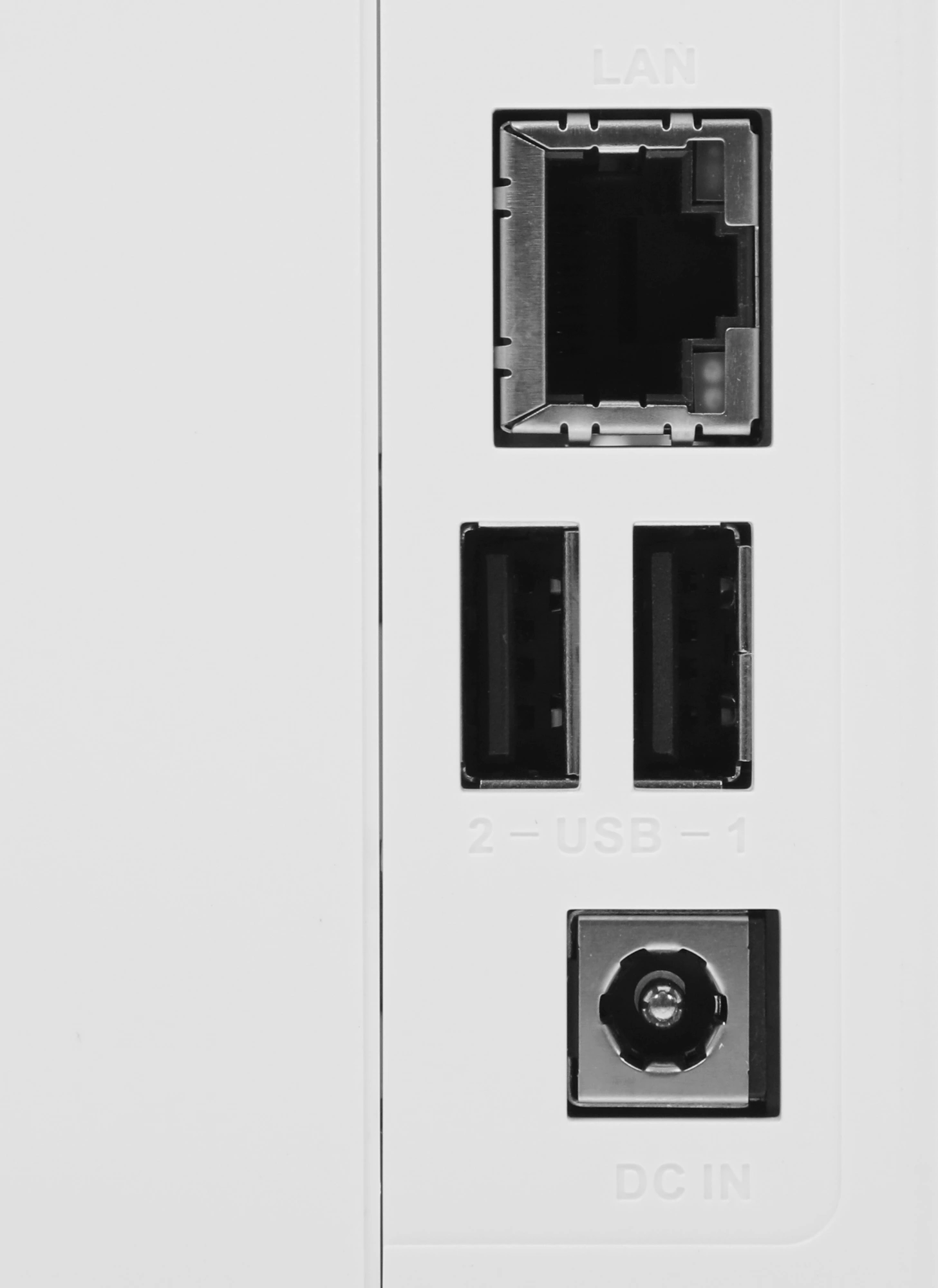 Сетевое хранилище NAS Qnap TS-233 2-bay настольный Cortex-A55