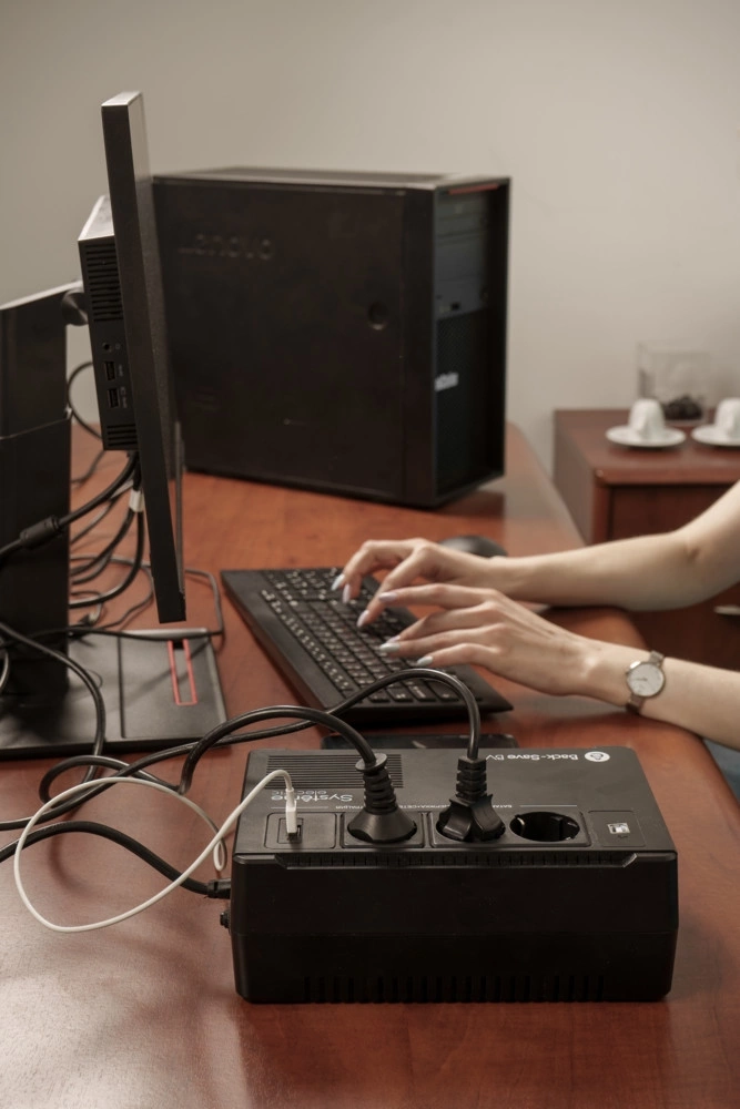 SYSTEME ELECTRIC UPS Back-Save BV BVSE600RS