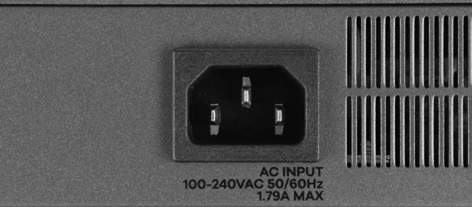 ZYXEL GS1350-12HP-EU0101F L2 коммутатор PoE+ для IP-видеокамер 10xGE (8xPoE+), 2xSFP, бюджет PoE 130 Вт, дальность передачи питания до 250 м, автоперезагрузка PoE-портов