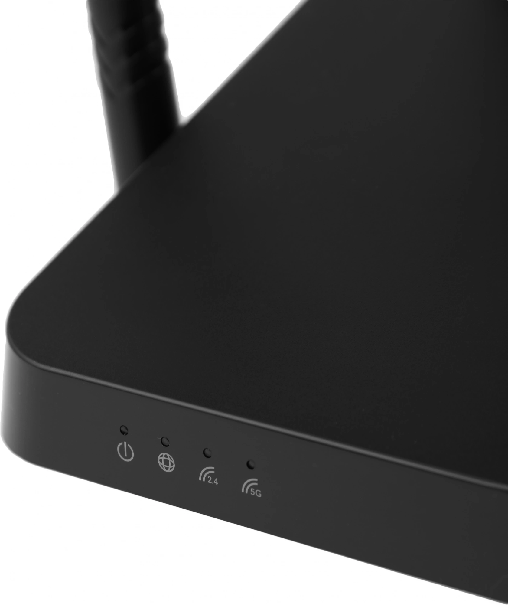 D-Link DIR-822/RU/E1A Беспроводной двухдиапазонный маршрутизатор AC1200 Wave 2 с поддержкой MU-MIMO и EasyMesh