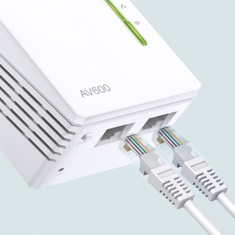 TP-Link TL-WPA4220 AV600 Wi-Fi Powerline адаптер 300 Мбит/с