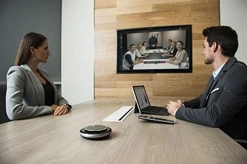 YEALINK CP900 UC, USB, Bluetooth, встроенная батарея, 6 встроенных микрофонов YEALINK CP900 UC, USB, Bluetooth, встроенная батарея, 6 встроенных микрофонов