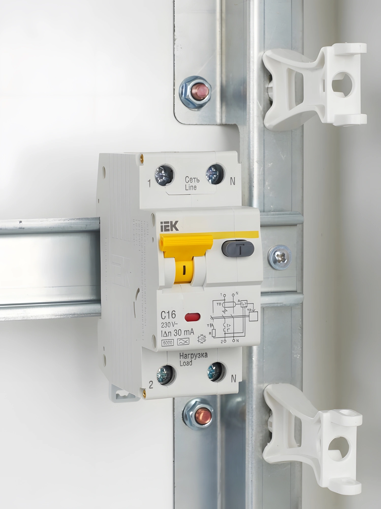 Iek MAD22-5-016-C-30 АВДТ 32 C16 - Автоматический Выключатель Дифф. тока