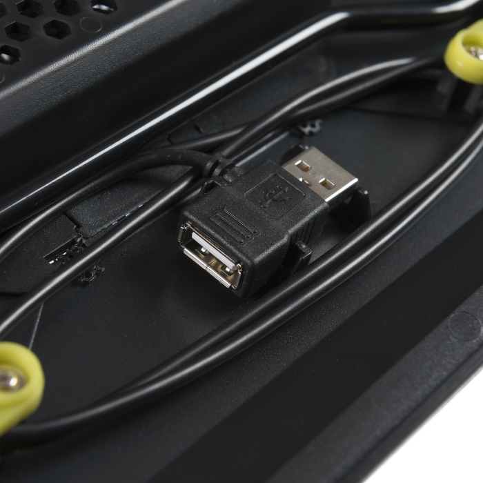 STM IP17TF Laptop Cooling Table