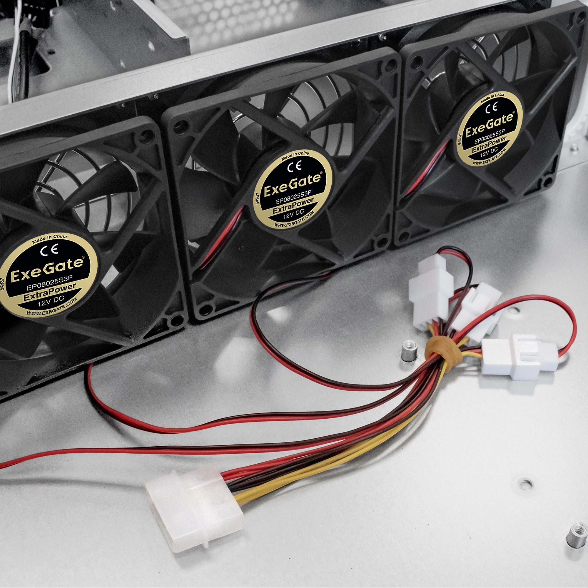 Exegate EX284977RUS Серверный корпус ExeGate Pro 2U650-08 <RM 19", высота 2U, глубина 650, БП 500ADS, 2*USB> Exegate EX284977RUS Серверный корпус ExeGate Pro 2U650-08 <RM 19", высота 2U, глубина 650, БП 500ADS, 2*USB>