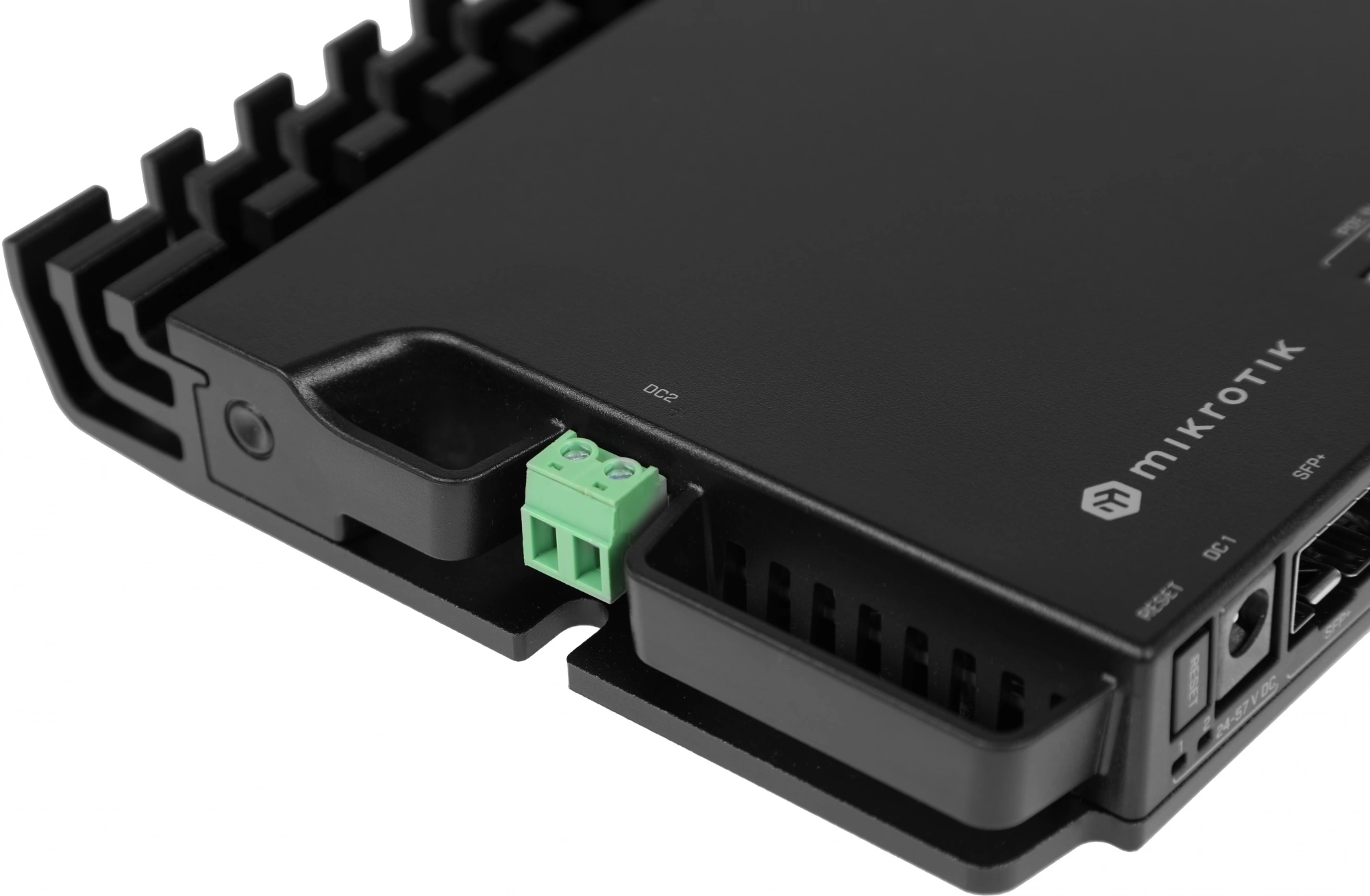 MikroTik RB5009UG+S+IN маршрутизатор 7*1Gbit RJ45, 1*2.5Gbit RJ45, 1*10Gbit SFP+