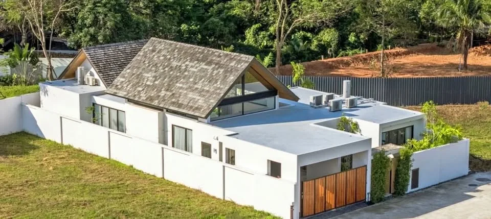 Роскошная вилла с бассейном, 3 спальни, аренда рядом с Blue Tree Phuket