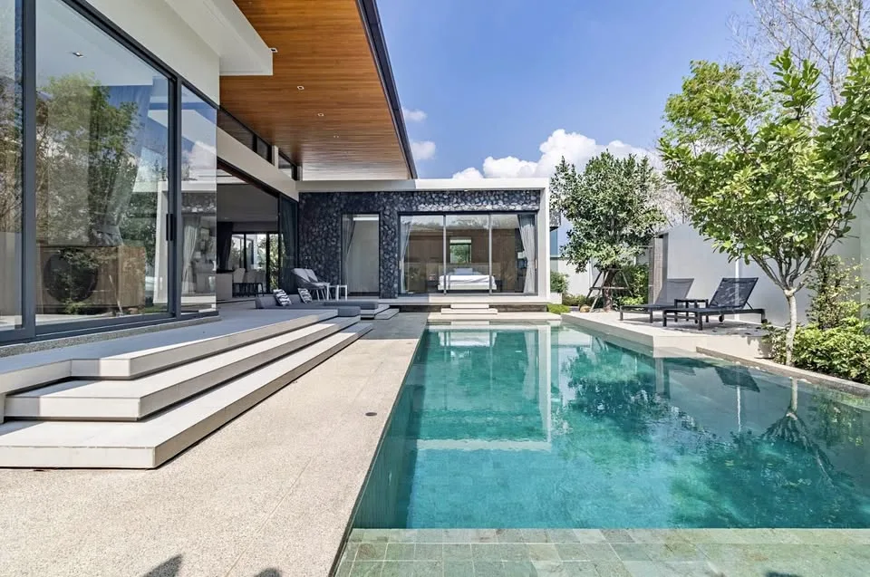 Вилла с 3 спальнями и частным бассейном в Botanica Modern Loft II