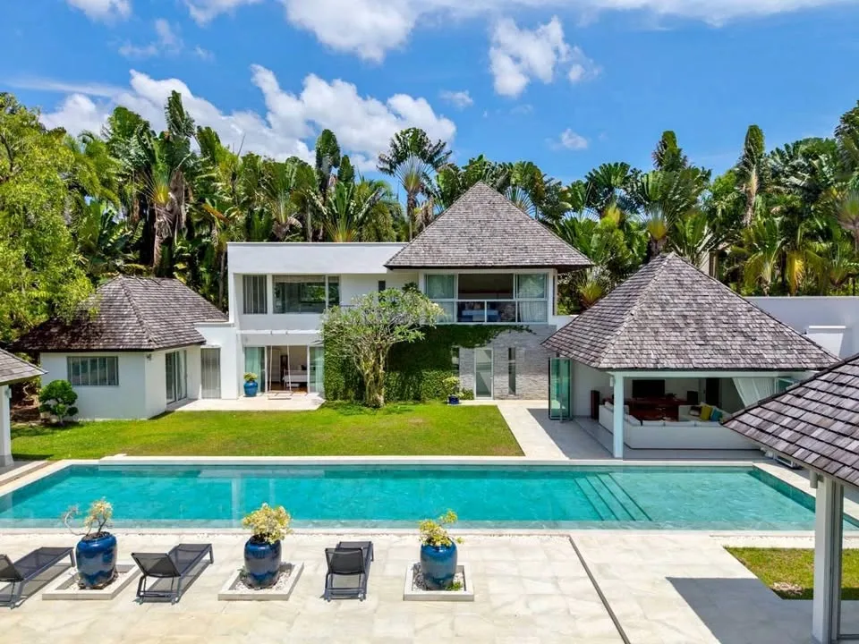 Эксклюзивная роскошная вилла с 5 спальнями в аренду - Layan Hills Estate