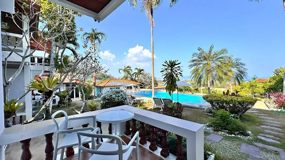 Студия с видом на море в Asava Rawai Sea View Resort