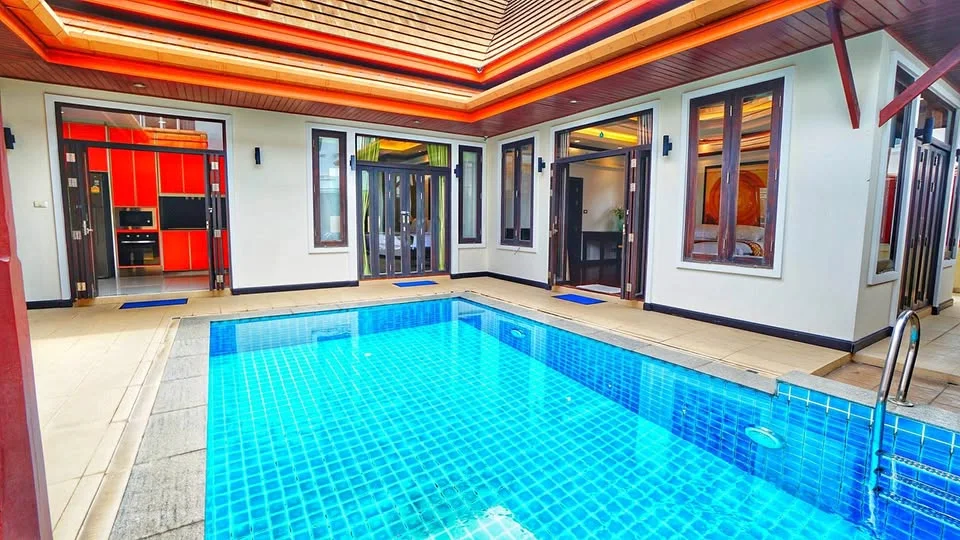Частная вилла с бассейном 2 спальни 2 ванные в Land & Houses Park Chalong