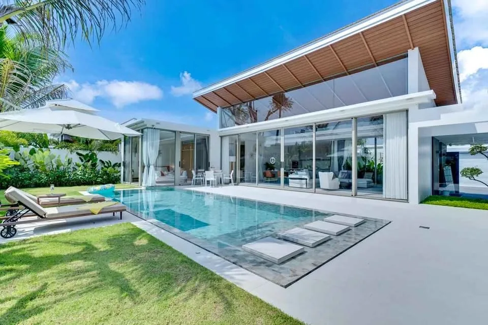 Современная вилла с 3 спальнями и бассейном с инфинити-краем в Asherah Villas, Пхукет