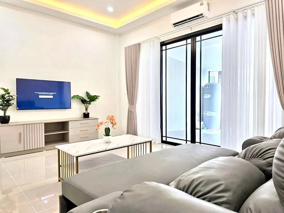 Современный дом с 3 спальнями в аренду рядом с HeadStart и Central Phuket