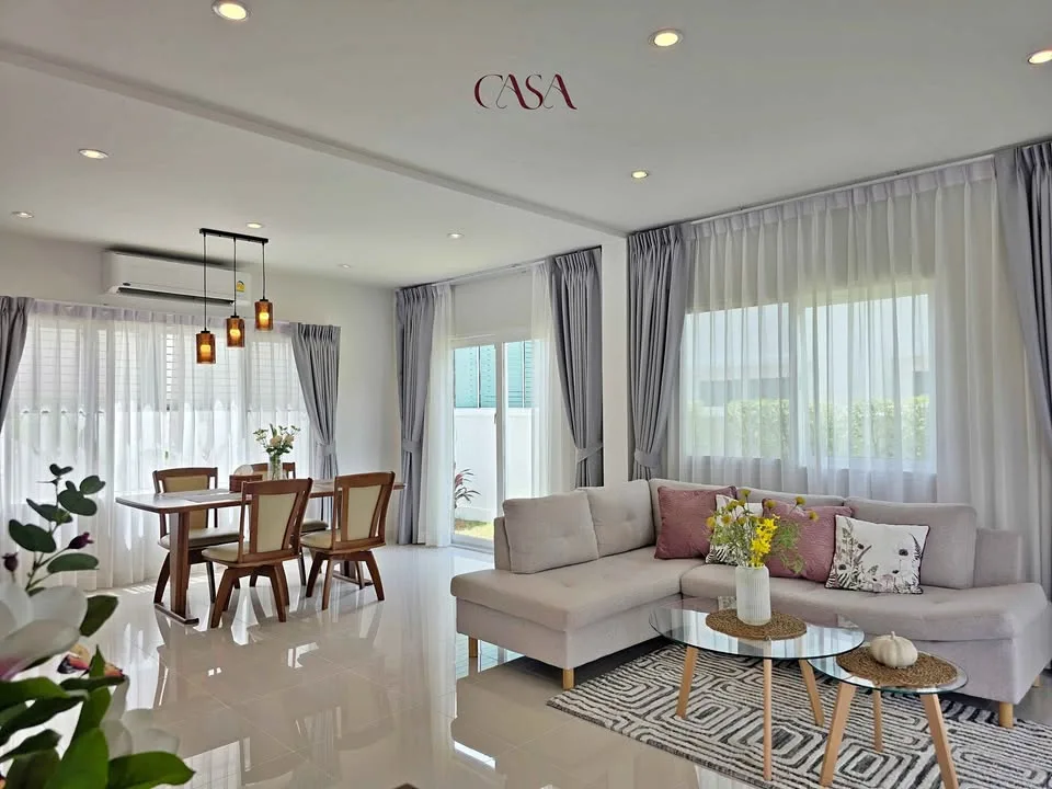 Полностью меблированный дом с 3 спальнями в Supalai Palm Spring
