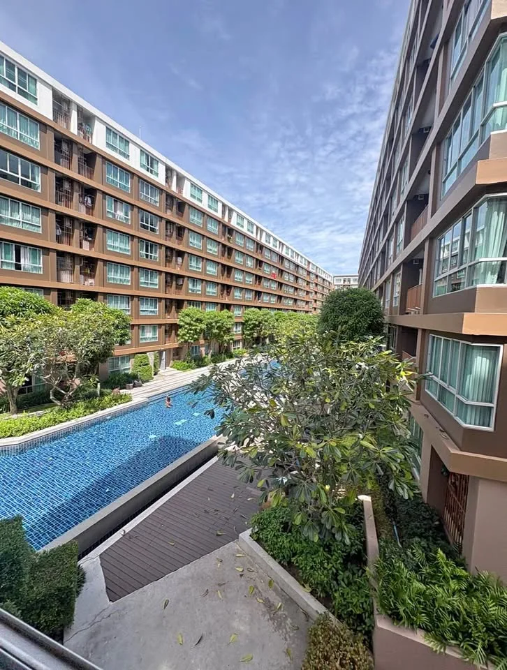 2-комнатная квартира с 2 ванными и видом на бассейн в Dcondo Creek Phuket