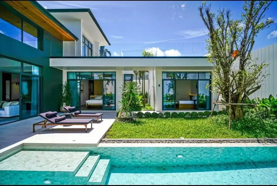 Fully Furnished 4 Bedroom Apartment with Private Pool in Chalong