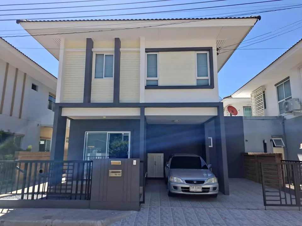 Просторная вилла с 3 спальнями в аренду в Habitail Koa Kaew