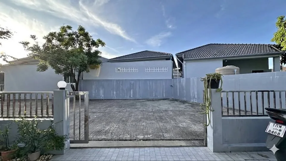 Отдельный дом с 2 спальнями и 2 ванными в The Rich Villa Nabon