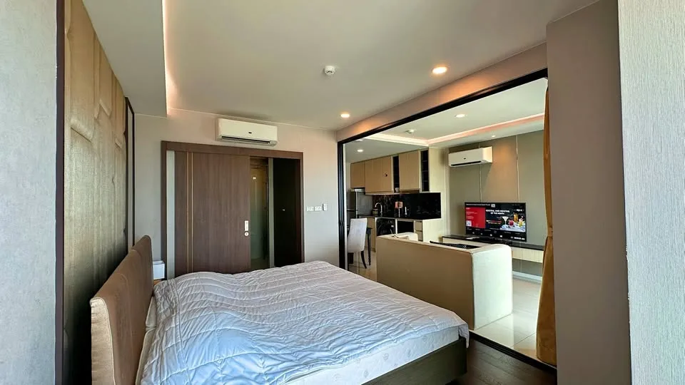 1-комнатная квартира с видом на море в Mida Condo Surin Beach