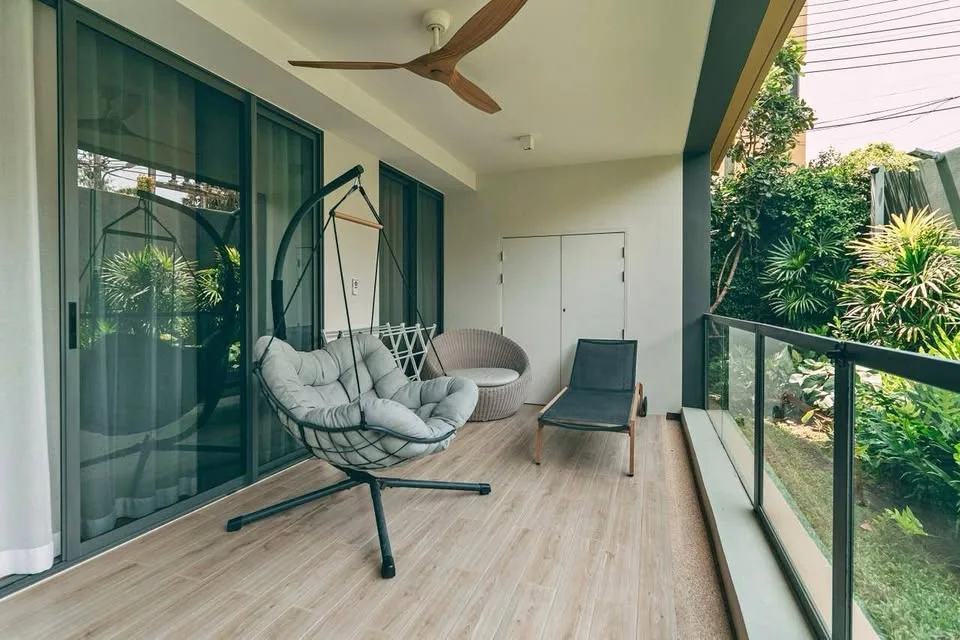 Стильная 2-комнатная квартира в Laguna Beachside Residences