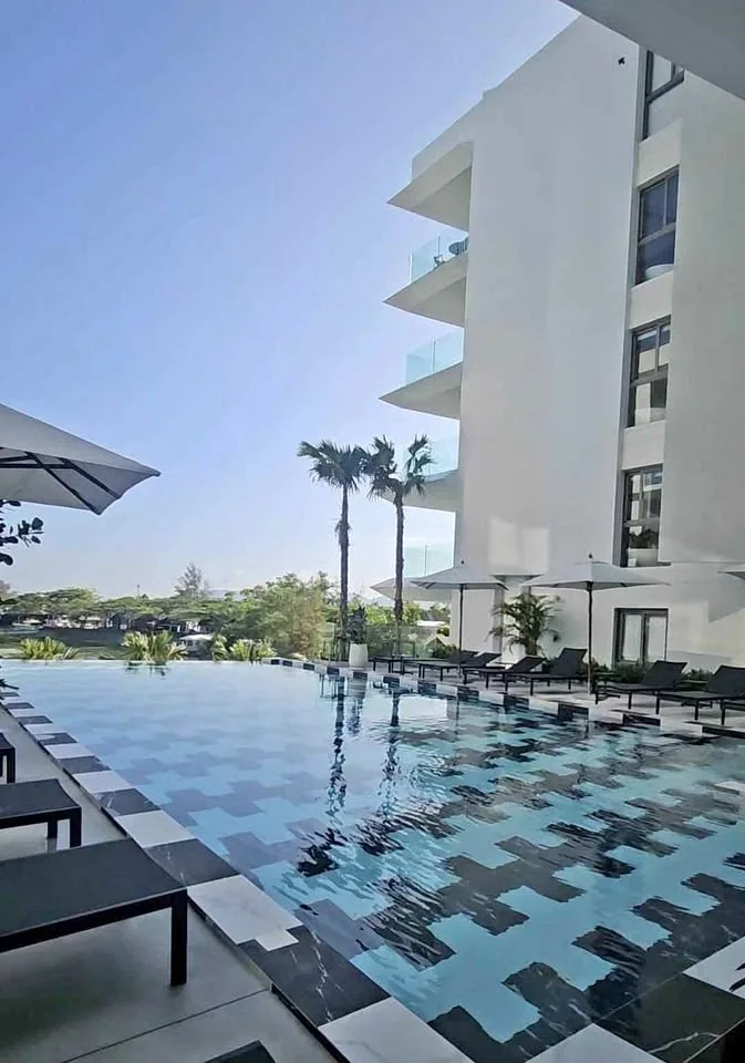 1 Bedroom 1 Bathroom Apartment at The Aqua by Boat Pattana