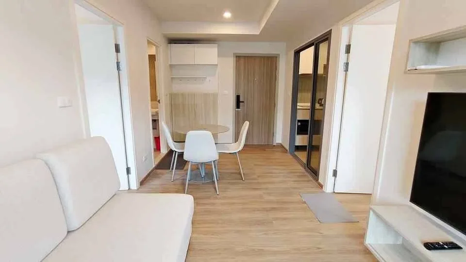 2-комнатная квартира с видом на бассейн для аренды в Phyll Condo, Central Festival Пхукет