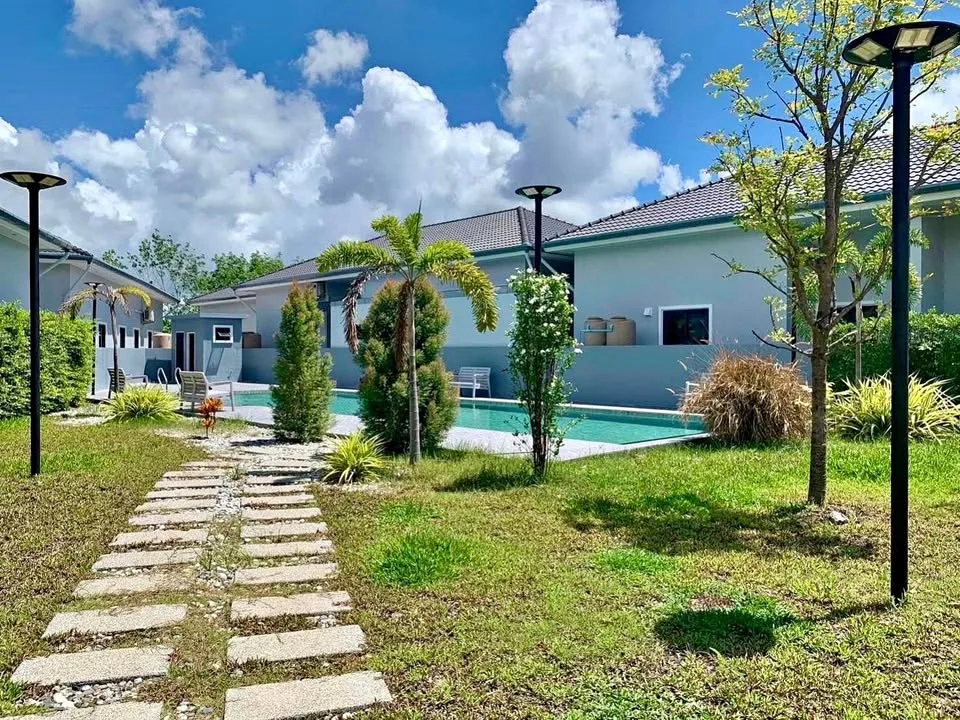 Вилла с 3 спальнями в аренду в The Rich Villa Kohkaew, Пхукет