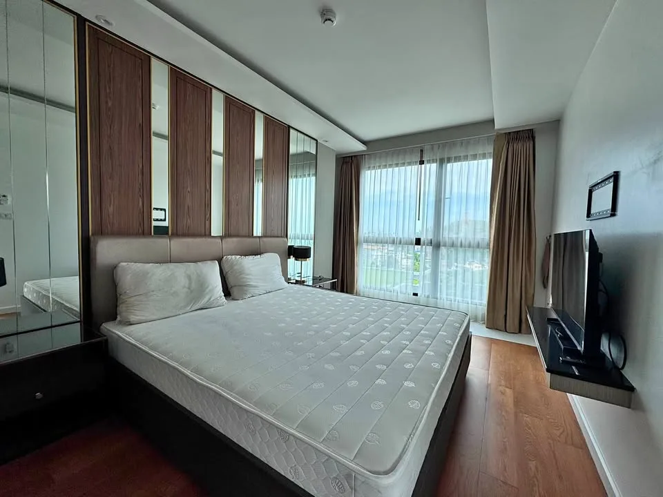 Квартира с 2 спальнями и 2 ванными в Mida Grand Resort с видом на море
