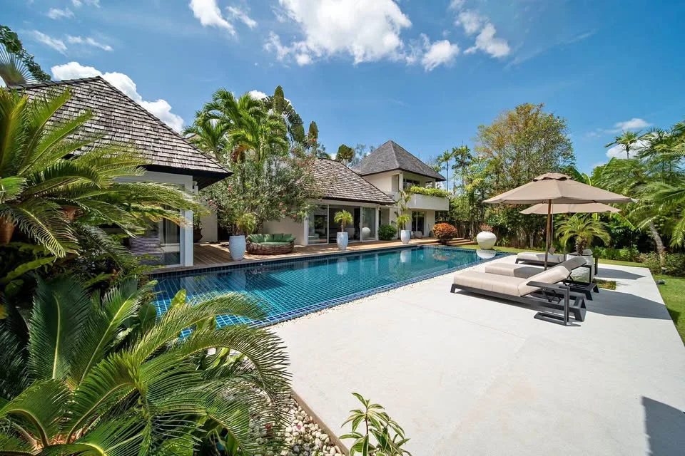Spacious 4-Bedroom Villa with Pool in Layan