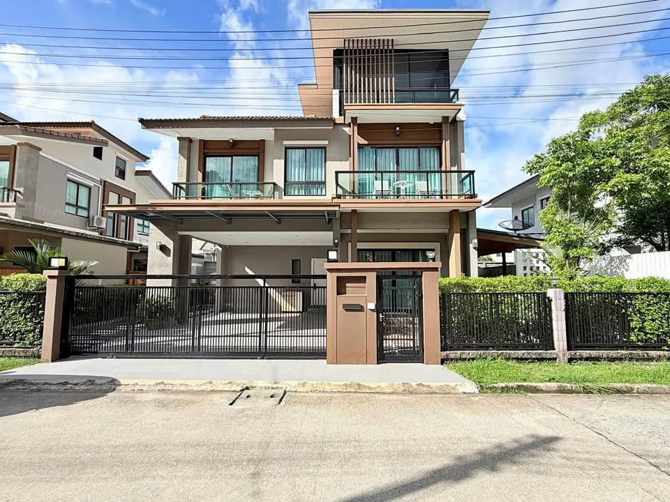 Современная роскошная вилла с крышей в The Palm Kathu–Patong