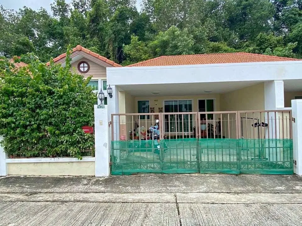Вилла с 3 спальнями и 2 ванными в аренду в Phuket Villa Talang, Таланг