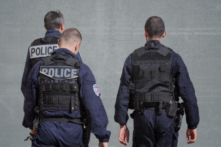 A Paris, trois jeunes hommes mis en examen pour des soupçons autour d’un projet d’action violente